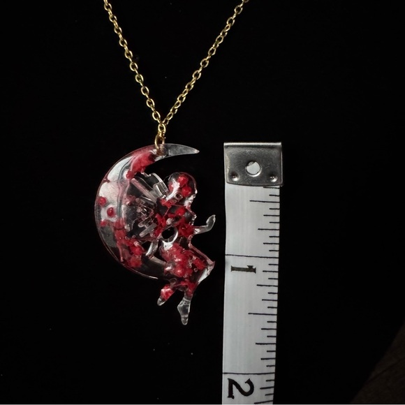 ⚜️3 for $30⚜️ Handmade Resin Fairy Moon Pendant Good Necklace Dried Flower Angel - Picture 8 of 9